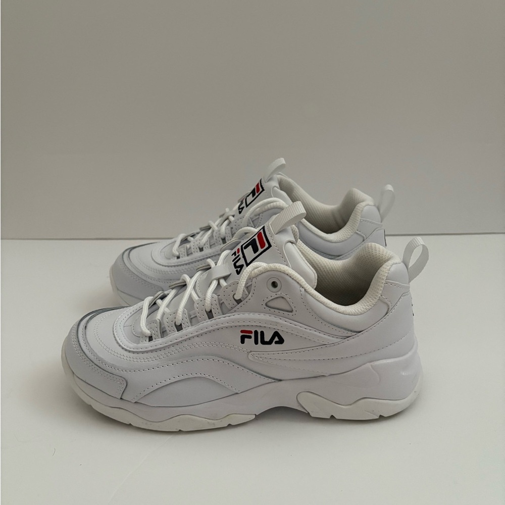 Fila White vintage style Athletic Shoes - Picture 5 of 12